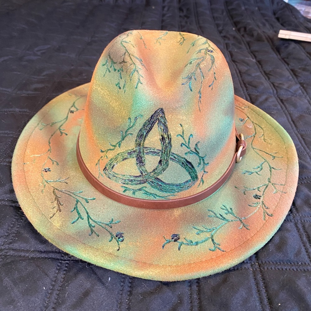 Fedora with hand drawn pyrography trinity, vines and small shamrocks